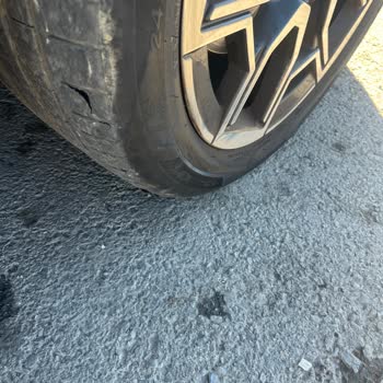 BMW X1 Direksiyon Boşluğu Ve Görsel Hatalarına Çözüm Bekliyorum