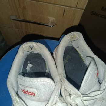 Adidas Spor Ayakkabıda Erken Yırtılma Ve Garanti Mağduriyeti