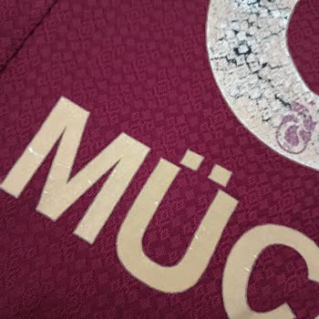 TS Club Yüksek Ücretli Forma Kısa Sürede Kullanılamaz Hale Geldi, Çözüm Sunulmadı