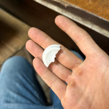 Garanti Kapsamındaki Süpürge Arızasında Servis İlgisizliği Ve Yüksek Ücret Talebi