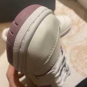 Defolu Ayakkabı Ve Yırtık Kutu Teslimatı Sonrası Değişim Talebim