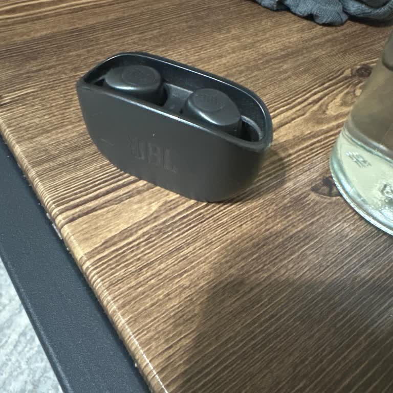 JBL Wave 100 TWS Kulaklıkta Şarj Olmama Sorunu Ve Destek Talebi