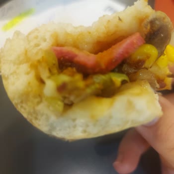 Pizza Siparişimde Hijyen Ve Kalite Sorunları: Kil Çıktı, Soğuk Ve Eksik Malzemeli Ürün Teslimatı