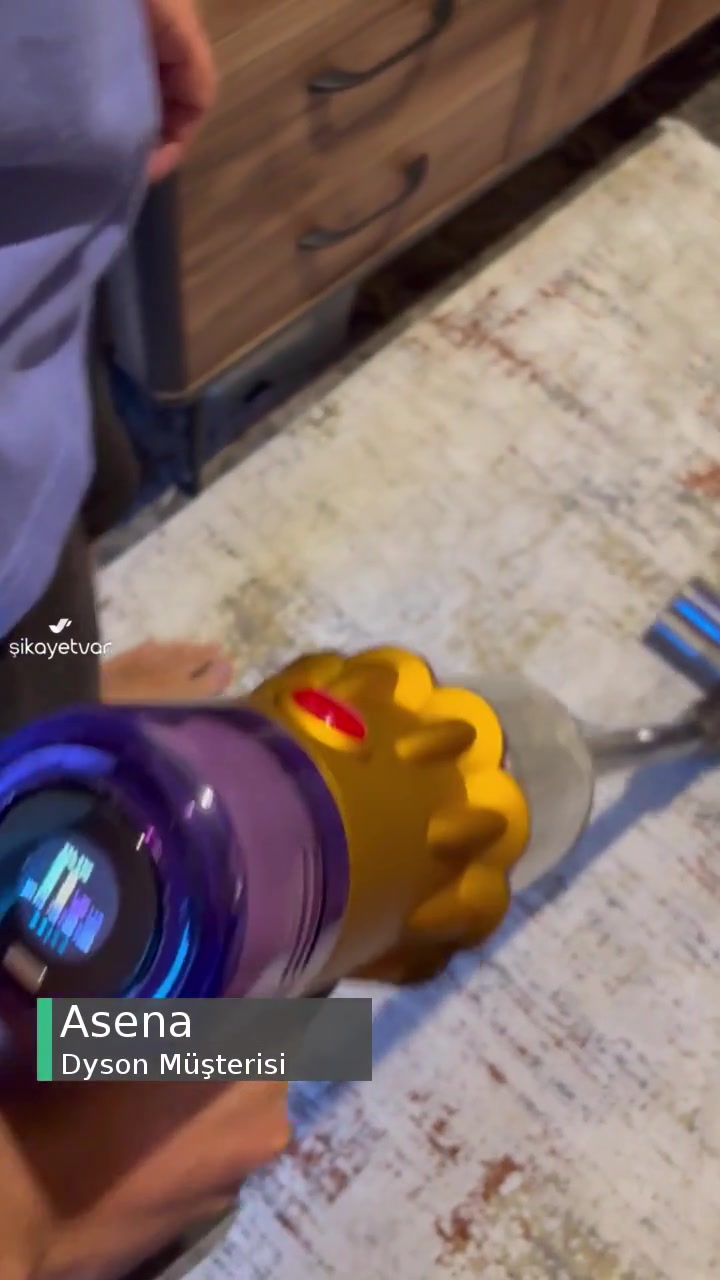 Dyson V12 Detect Slim Absolute Çalıştırırken Sürekli Duruyor! videonun kapak resmi