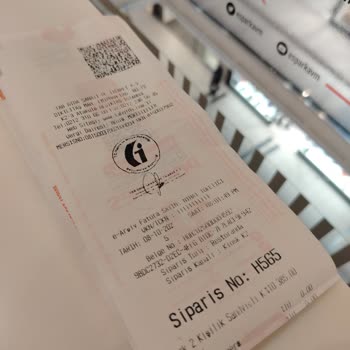 Popeyes Espark Şubesinde Bozuk Tavuk Ve Yetersiz Çözüm