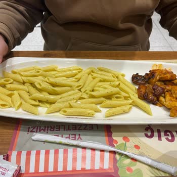 Soğuk Ve Eksik Gramajlı Yemeklere Çözüm Sunulmadı