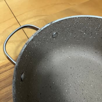 Korkmaz Mutfak Eşyaları Kısa Sürede Granit Tencere Setinde Yoğun Soyulma