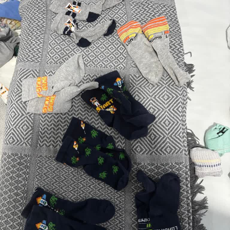 Satın Aldığım Çorap Paketi Eksik Çıktı, Destek Bekliyorum