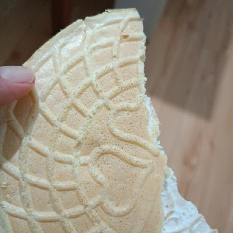 BİM'den Aldığım Miskos Helva Bayat Çıktı, Açıklama Bekliyorum