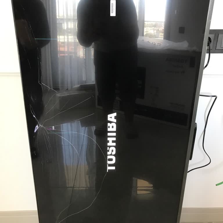 Kapalı Kutu Aldığım Televizyon Kırık Çıktı Mağaza Sorumluluğu Kabul Etmiyor