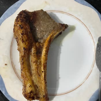 Köfteci Yusuf Kuzu Pirzola Siparişimde Yağ Oranı Çok Yüksekti Et Kısmı Azdı