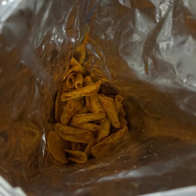 Patos Büyük Boy Cips Paketi Neredeyse Boş Çıktı, Ödediğim Ücrete Yazık Oldu