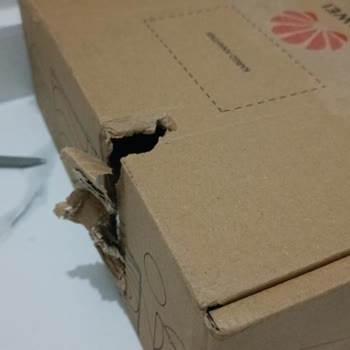 Kırık Gelen Tablet İçin Haftalardır Çözüm Sunulmuyor