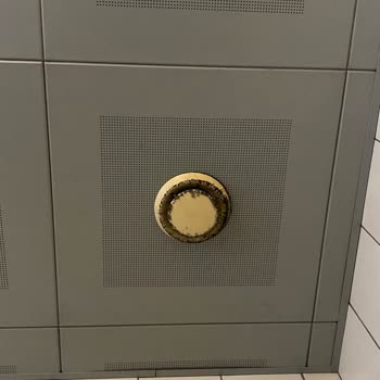 Gebze Tüvtürk'te Tuvalet Temizliği Ve Hijyen Sorunu