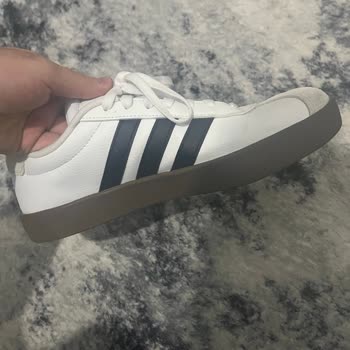 Yeni Alınan Adidas Ayakkabıda Kısa Sürede Taban Kopması Ve İade Sorunu