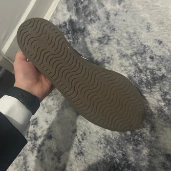 Yeni Alınan Adidas Ayakkabıda Kısa Sürede Taban Kopması Ve İade Sorunu