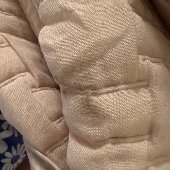 Yataş'tan Lekeli Yatak Örtüsü Ve Çözümsüzlük Mağduriyeti