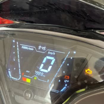 Garanti Kapsamındaki Motosiklet İçin Ücret Talebi Ve Servis İlgisizliği