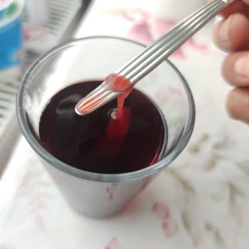 Vişne Suyunda Yabancı Maddeyle Karşılaştım Şaşkınım