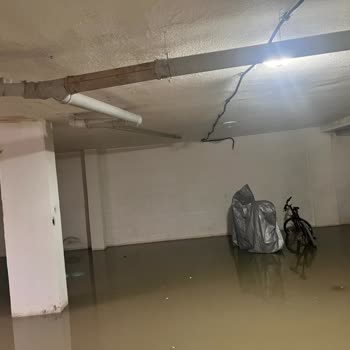 TESKİ'nin Müdahalesi Yetersiz Kaldı, Apartmanımızda Su Baskını Mağduriyeti