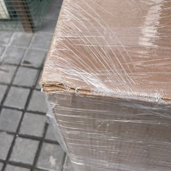 Aras Kargo Kayabaşı Şubesi Kargoları Kapıya Bırakıp Teslim Etmiyor