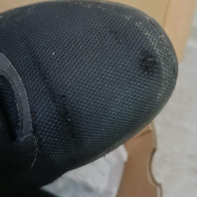 4 Ayda Parçalanan Ayakkabıya Garanti Kapsamında Çözüm Yok