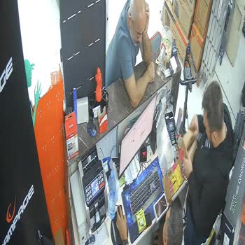 Telefon Yerine Tıraş Makinesi Gönderildi Değişim Talebim Karşılanmıyor
