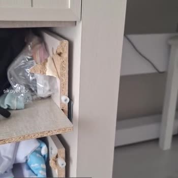 Doğtaş Mobilya Charm Genç Odası Takımı Çekmeceleri Düştü!