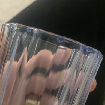 Kusurlu Bardaklar İçin Değişim Talebim Reddedildi, Fiyat Farkı Mağduriyeti Yaşıyorum