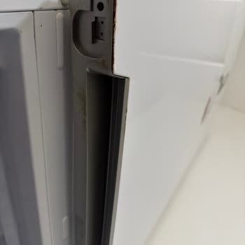 Garantili Vestel Buzdolabında Kısa Sürede Paslanma Ve Ücretli Değişim Sorunu