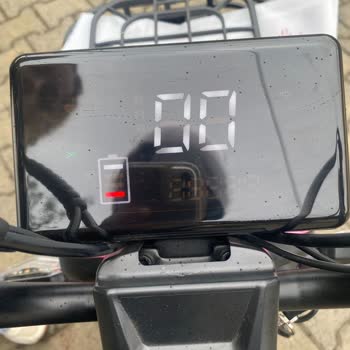 Satın Aldığım Motosikletin Ekran Arızası Ve Çözüm Sürecindeki Belirsizlik