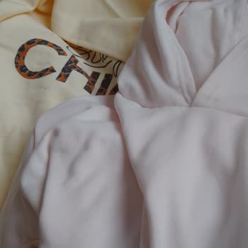 Yanlış Ve Yırtık Ürün Gönderildi, Firmaya Ulaşamıyorum Ücret İadesi İstiyorum