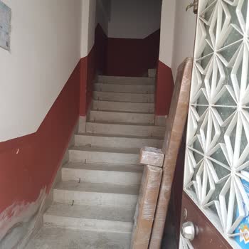 Kargo Paketi Kapıda Bırakıldı, Daireye Teslim Edilmedi