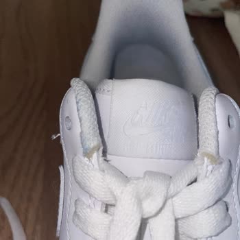 İki Kere Giyilen Nike Air Force Ayakkabıda Deformasyon Ve Orijinallik Şüphesi