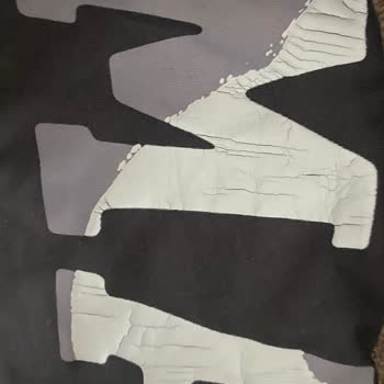 Aldığım Mavi Tişörtte Baskı Sorunu Ve Yetersiz Satıcı Desteği