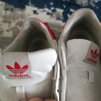 Kısa Sürede Kötü Koku Ve Deformasyon Yaşatan Ayakkabılar