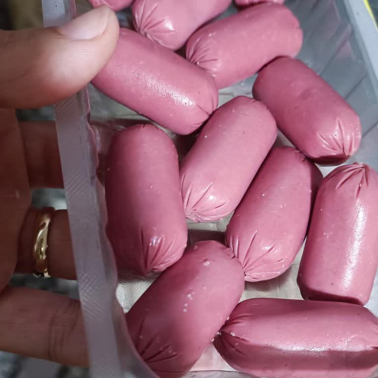 Sosis Ürünlerinde Kalite Sorunu ve Görsel Değişiklikler