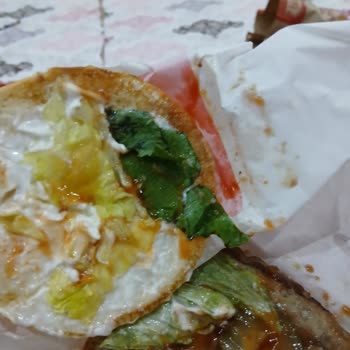 Soğuk Ve Bozuk Hamburger, İade Sorunu