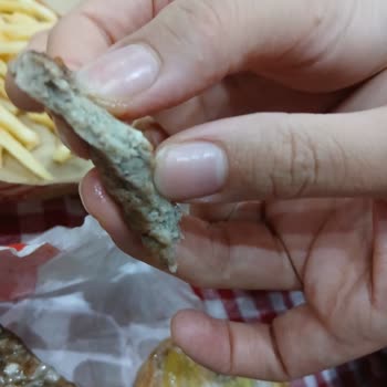 Soğuk Ve Bozuk Hamburger, İade Sorunu