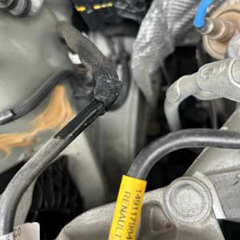 Yetkili Servis Bakımı Sonrası Benzin Hortumu Hasarı Ve Onarım Talebi