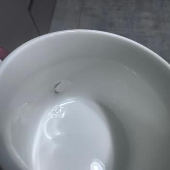 Defolu Fincan Nedeniyle Elimi Kestim Değişim Talep Ediyorum