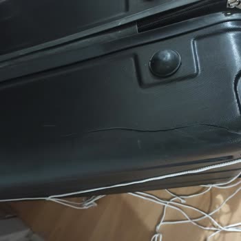 Ajet Uçuşunda Kayıp Ve Kırık Bagaj Mağduriyeti Yaşadım, Çözüm Bekliyorum