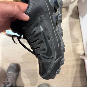 Kısa Sürede Yırtılan Ayakkabı İçin İade Talebim Reddedildi