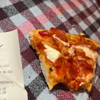 Dr Oetker Pizzada Böcek Çıkmasıyla Yaşadığım Şok Ve Hayal Kırıklığı