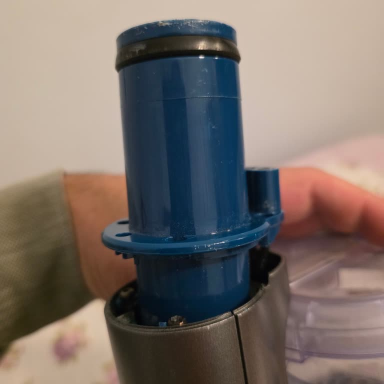 Philips Süpürge Boru Parçası Kısa Sürede Kırıldı, Kalite Hayal Kırıklığı