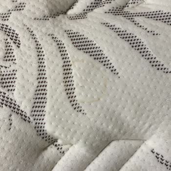 Bambi Yatakta Oluşan Lekeler İçin Çözüm Bekliyorum