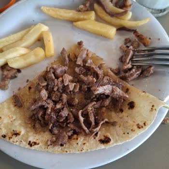 Kapıkule Köfteci Yusuf Şubesinde Kalitesiz Döner Ve İlgisizlik