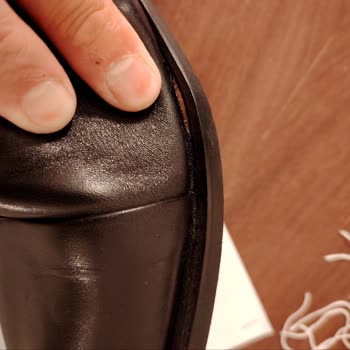 Yeni Alınan Ayakkabıda Kısa Sürede Ciddi Deformasyon Ve Yetersiz Mağaza Çözümü