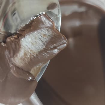 Son Kullanma Tarihi Geçmemiş Üründe Küf Ve Güven Sorunu