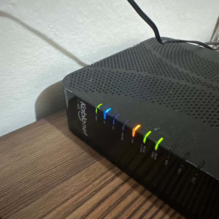 Uzun Süredir Devam Eden İnternet Kesintisine Ve Yetersiz Müşteri Hizmetine Tepki